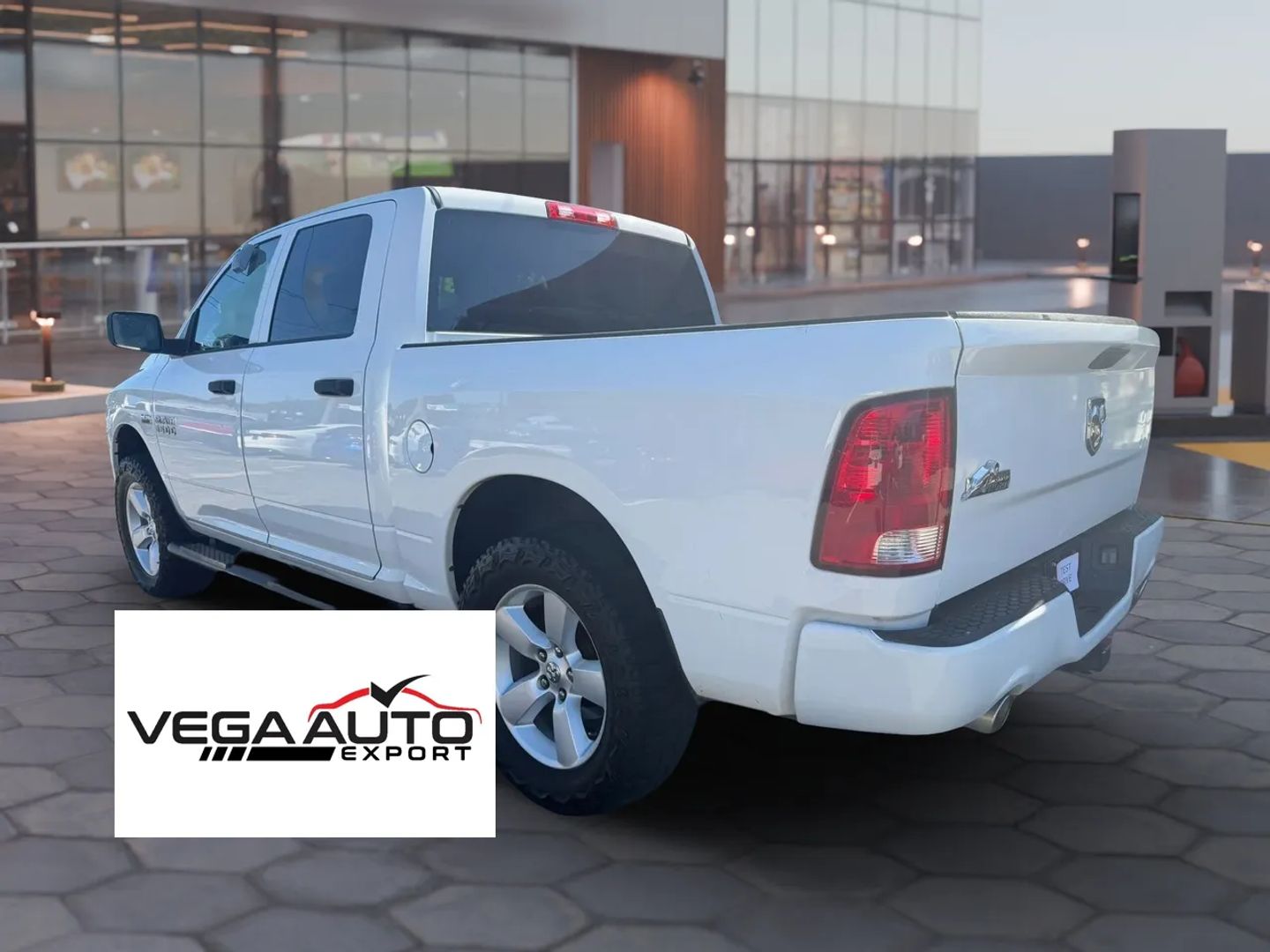 ram ram 1500 pickup 2013 1C6RR7KT4DS625192 image ram ram 1500 pickup 2013 1C6RR7KT4DS625192 image